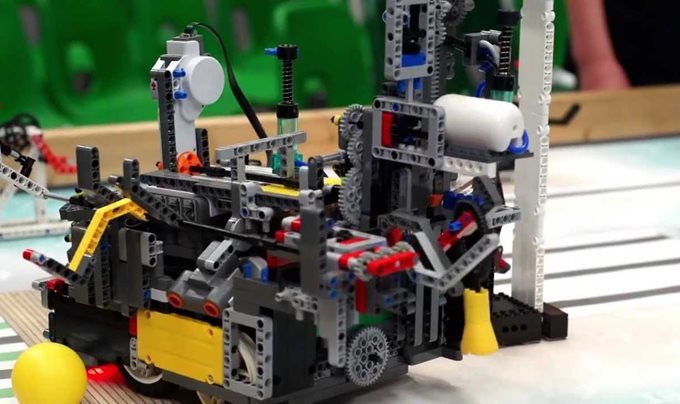 FIRST LEGO LEAGUE.jpg